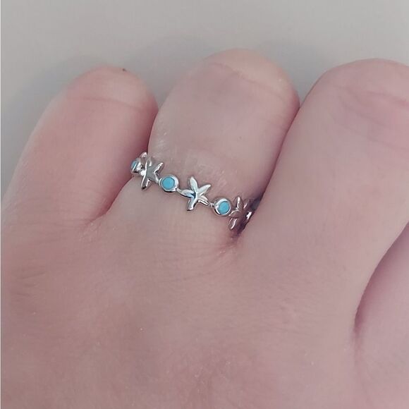 925 Sterling Silver Starfish Ring - Picture 4 of 9